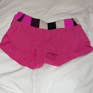 Lulu lemon speed short 2.5”